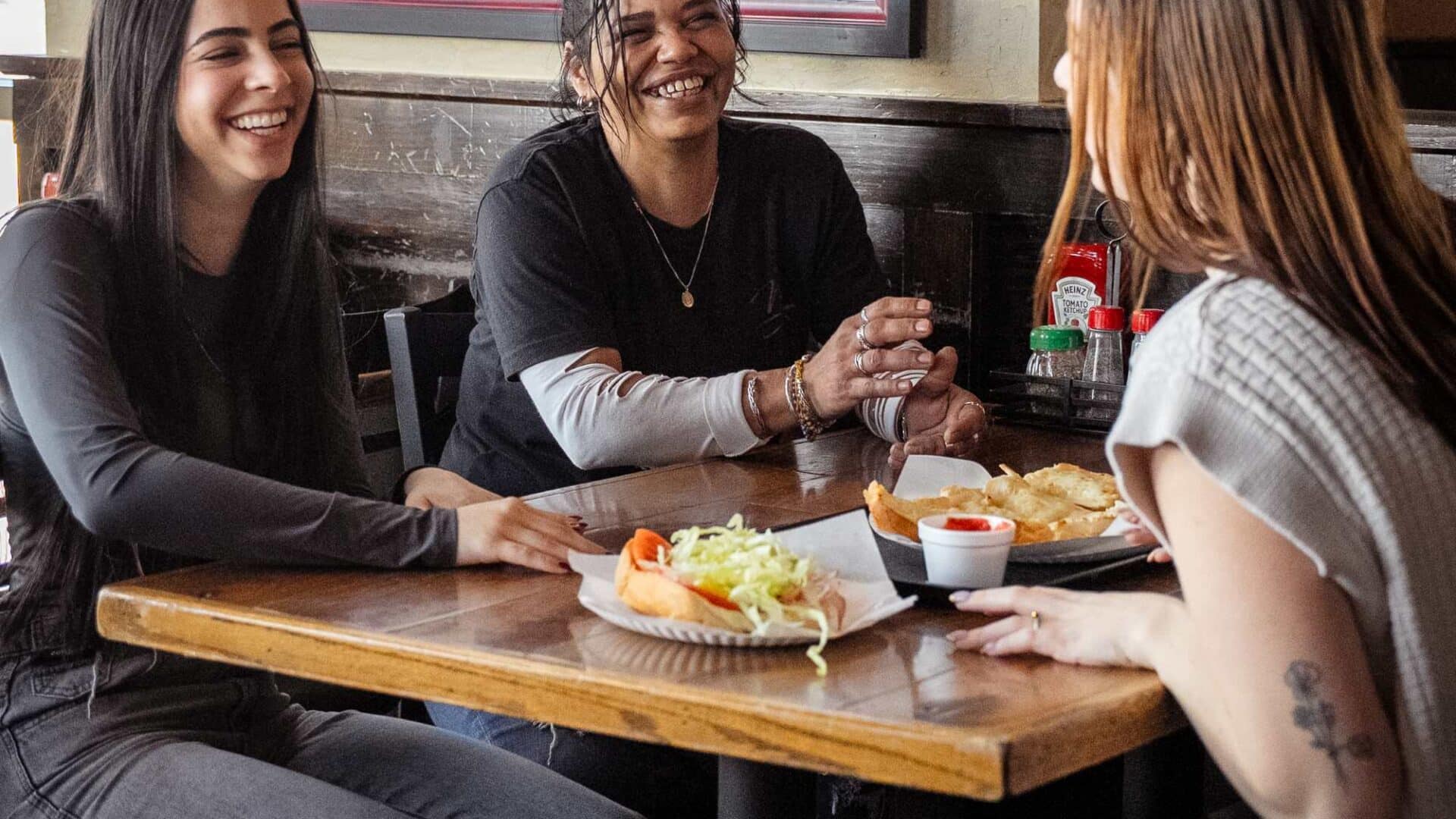 quick places to eat near me