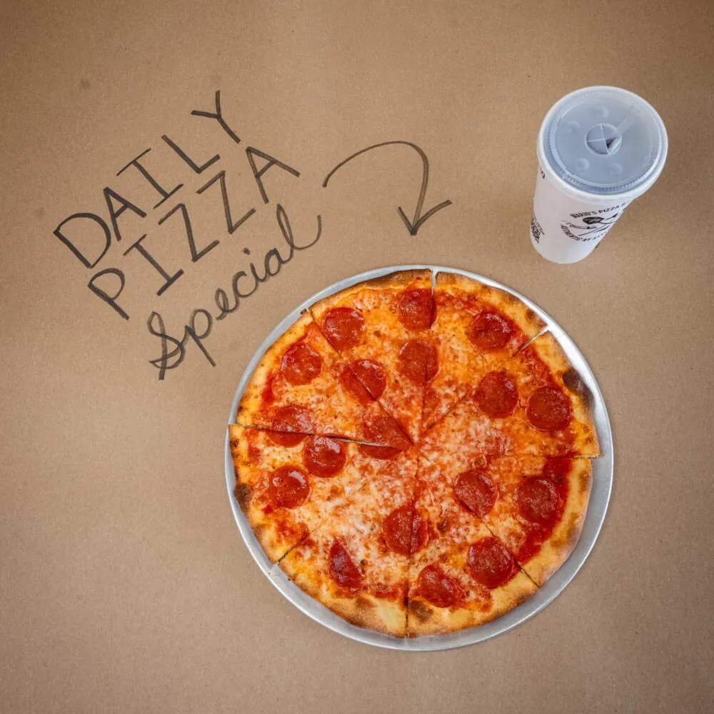 dine in pizza near me